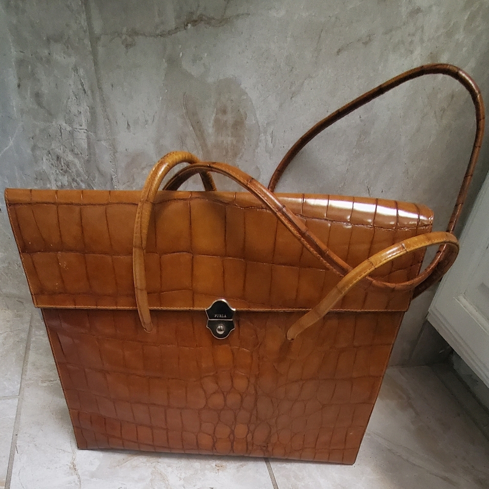 FURLA - Caramel color hand Bag - LIKE NEW!!!